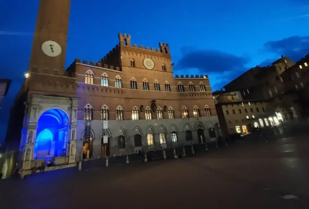 Giornate mondiali e europee delle sindromi rare: Siena accende i monumenti